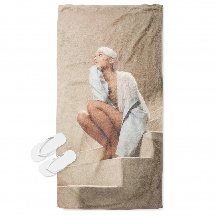 Prosop de plajă modern Ariana Grande